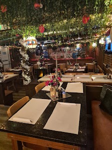 Madeira's Restaurant place picture
